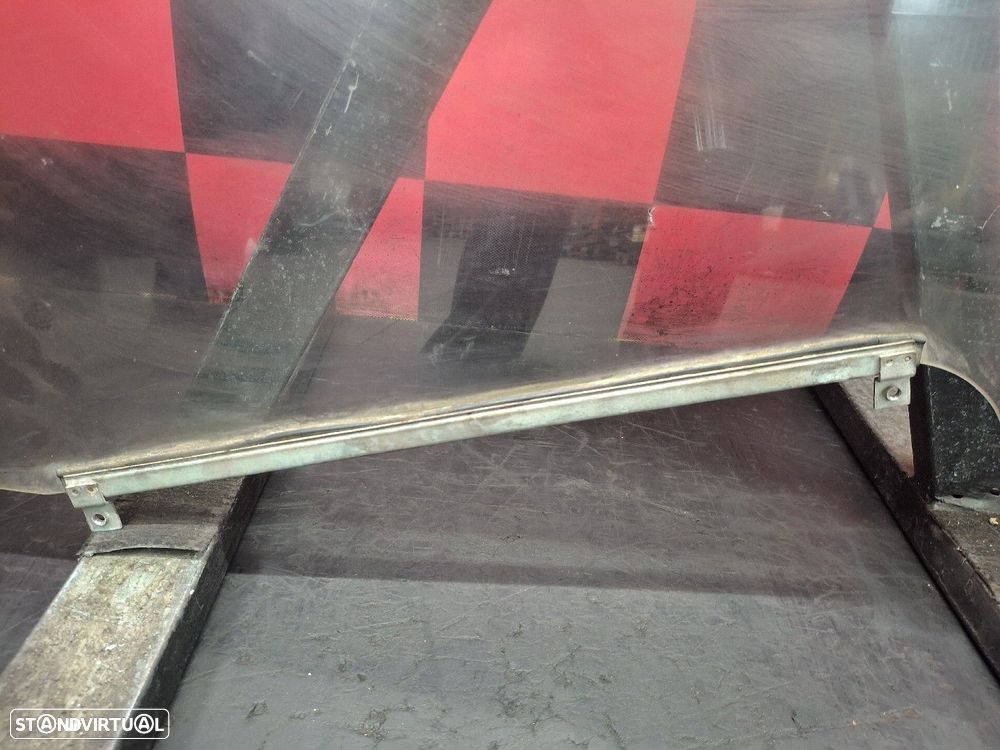 Vidro Porta Frente Direita  Toyota Dyna 250 - 2