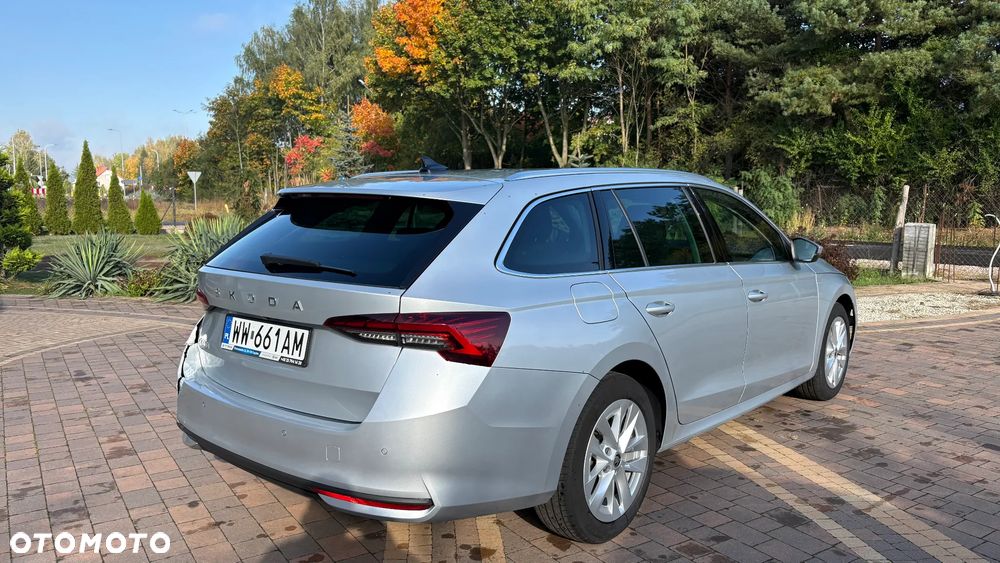 Skoda Octavia 2024 photo 2