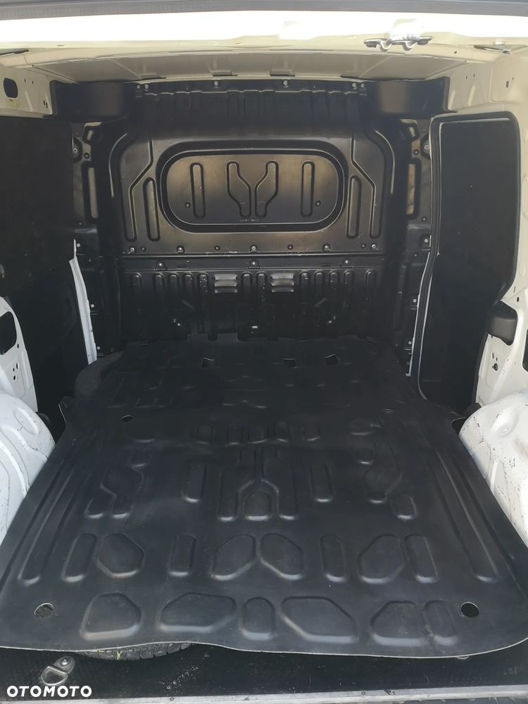 Fiat Doblo 1.4 TurboJet Profesional - 19