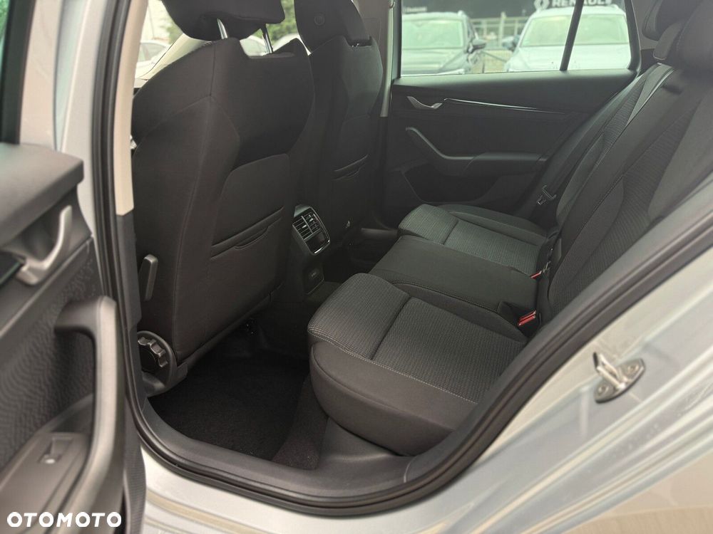 Skoda Octavia - 6