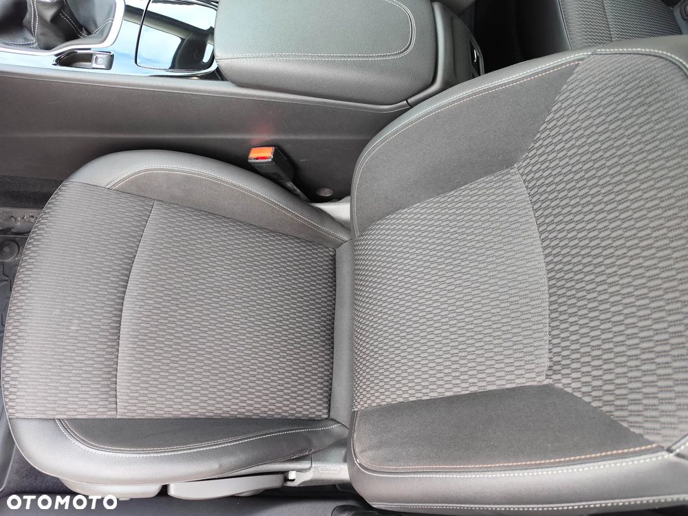 Opel Insignia 2.0 CDTI Innovation S&S - 27