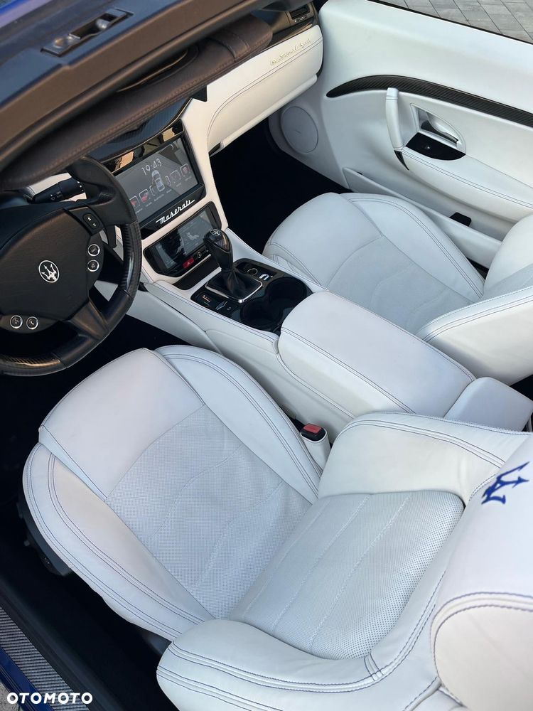 Maserati GranCabrio - 31
