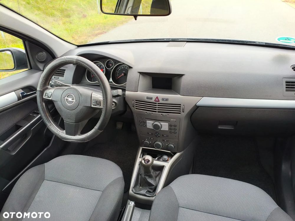 Opel Astra 1.6 Edition - 21