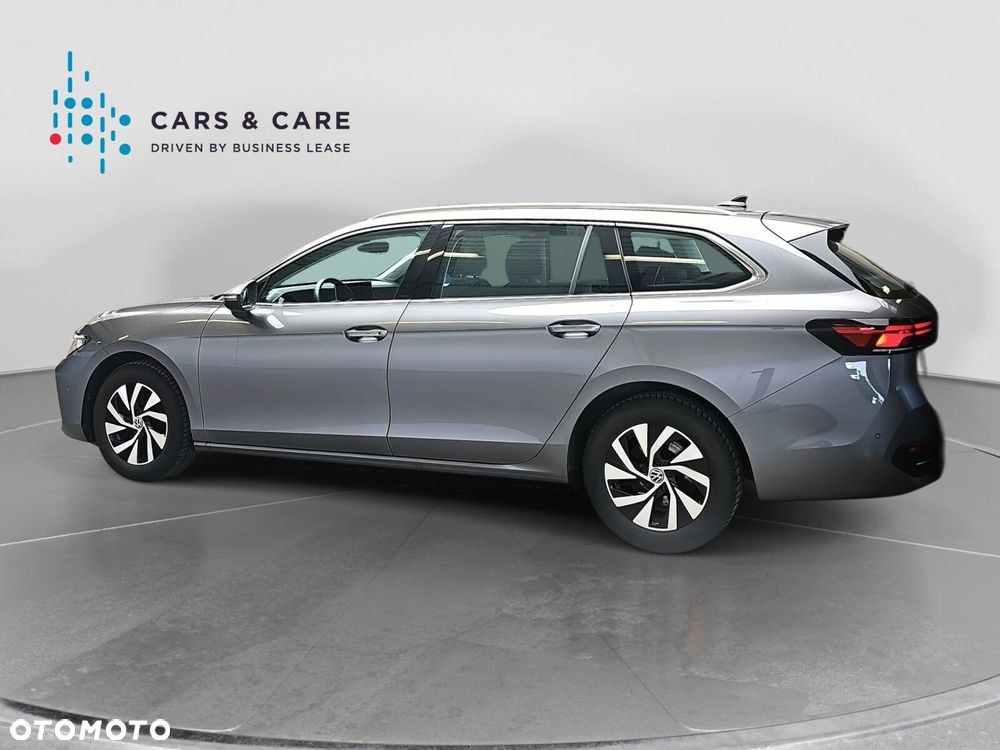 Volkswagen Passat - 24