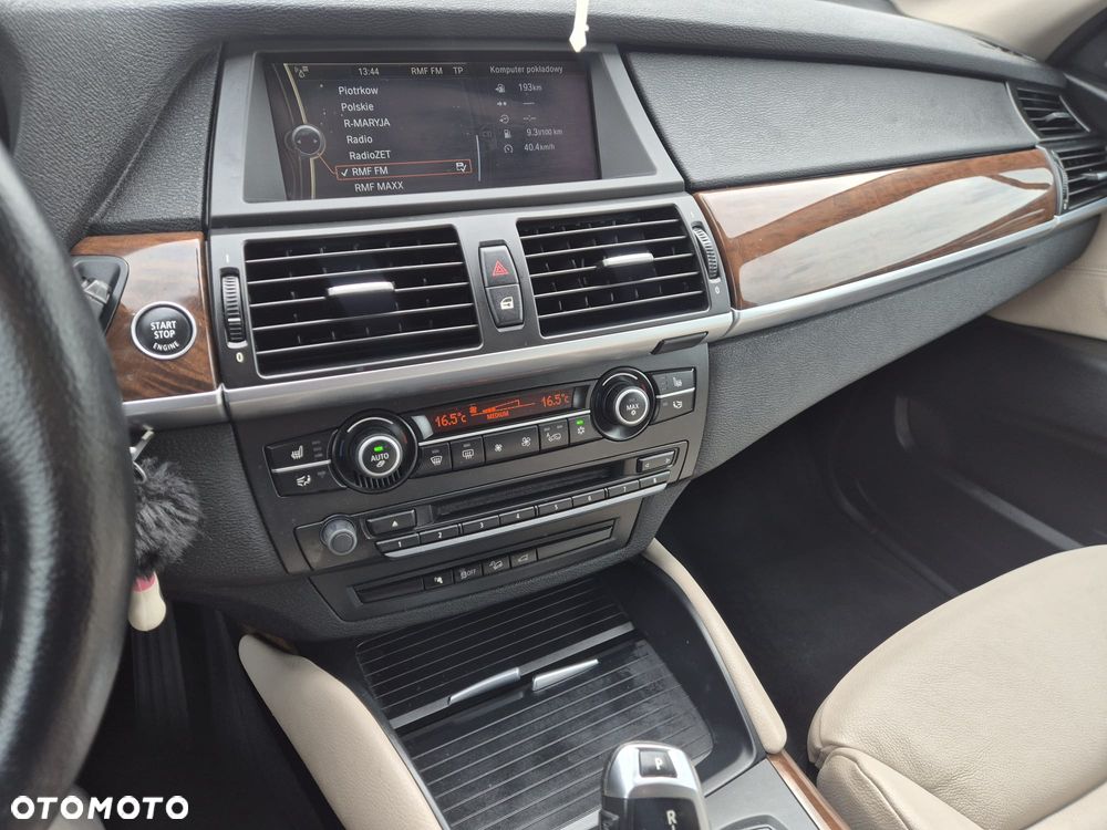 BMW X6 xDrive30d - 11