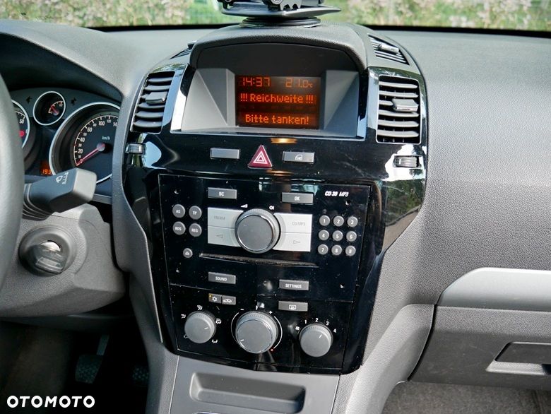 Opel Zafira 1.8 Innovation 110 Jahre - 7