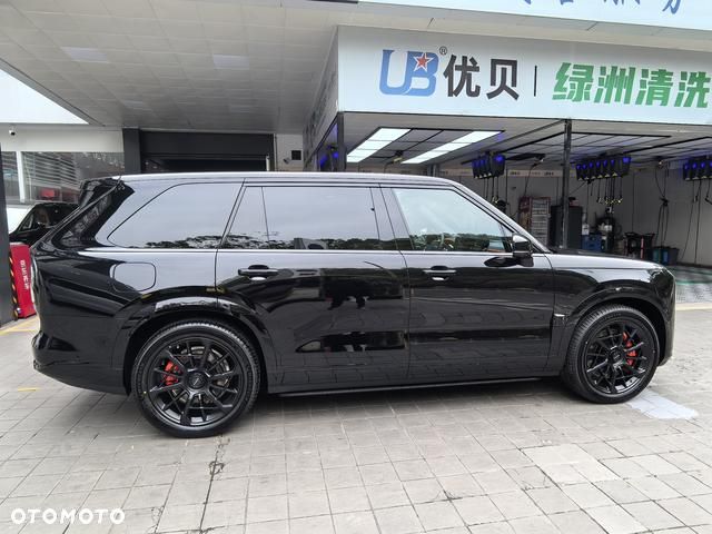 ZEEKR 9X - 10
