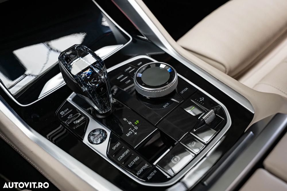 BMW X6 xDrive40d - 8