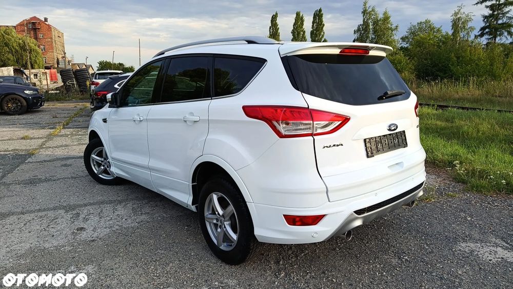 Ford Kuga - 8