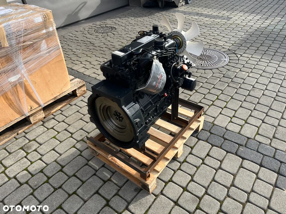 SILNIK KIOTI 4A220LWS DAEDONG KUBOTA V2203 17000netto - 9