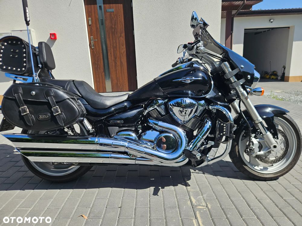 Suzuki Intruder - 4