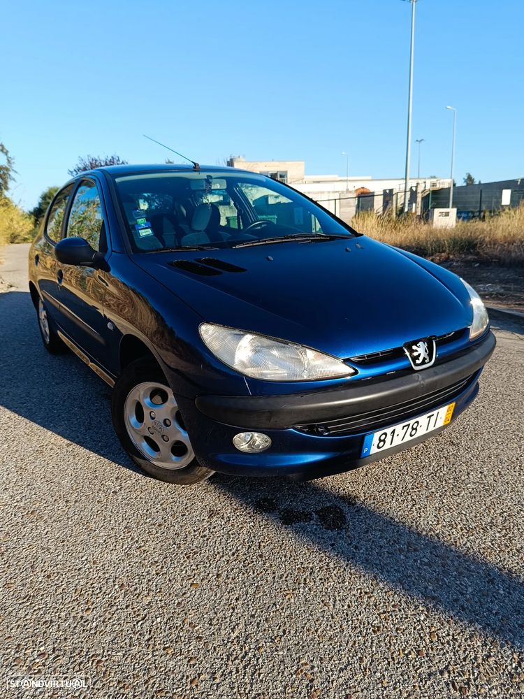 Peugeot 206 1.1 XT - 4