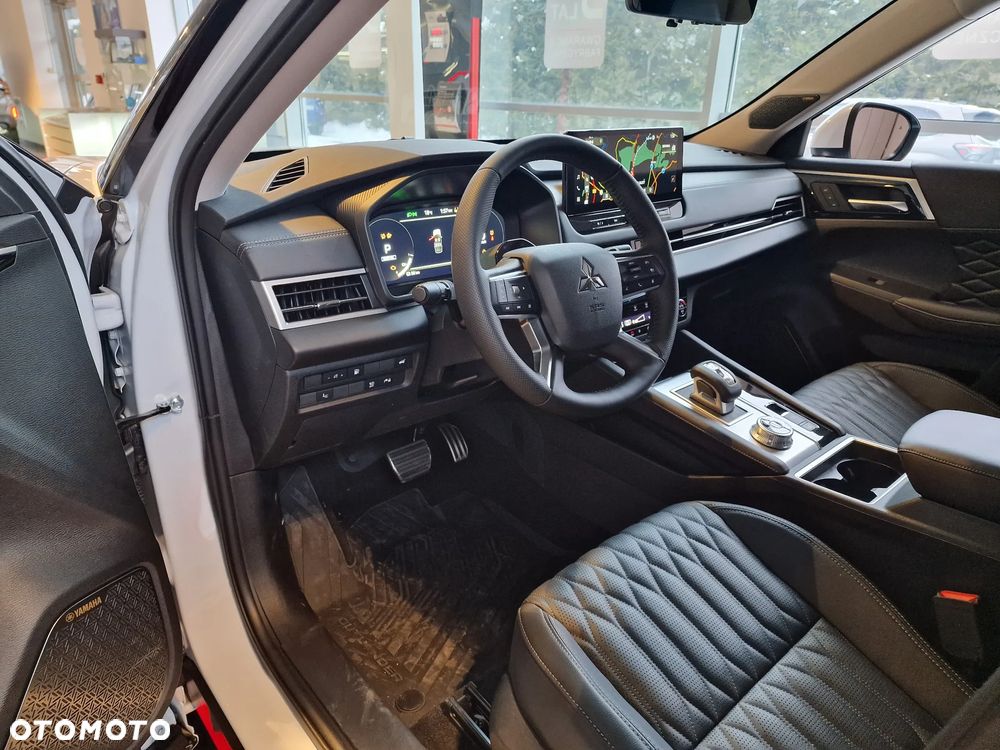 Mitsubishi Outlander Instyle - 12