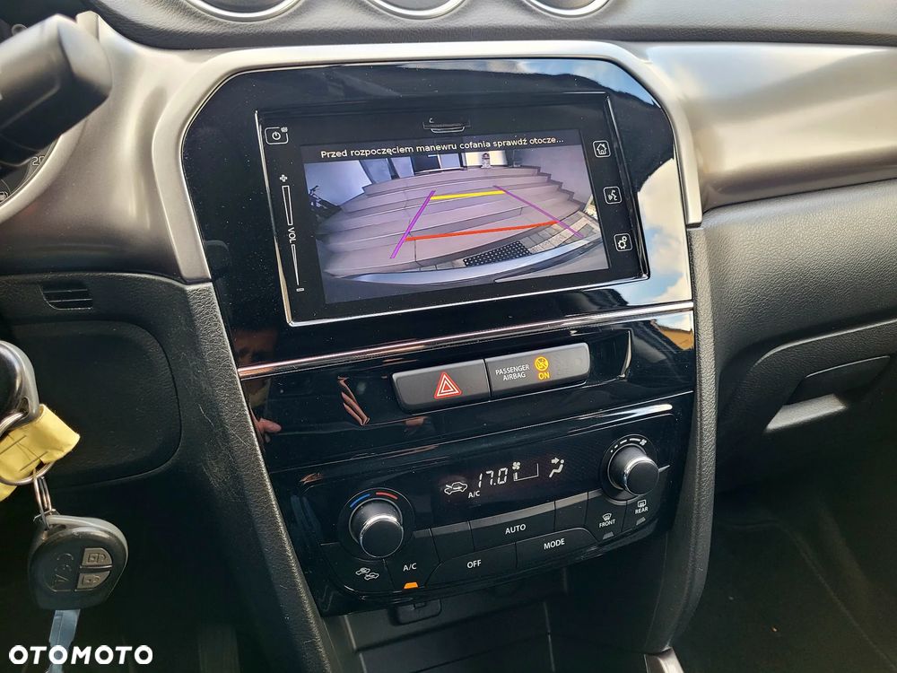 Suzuki Vitara 1.0 Boosterjet Comfort - 22