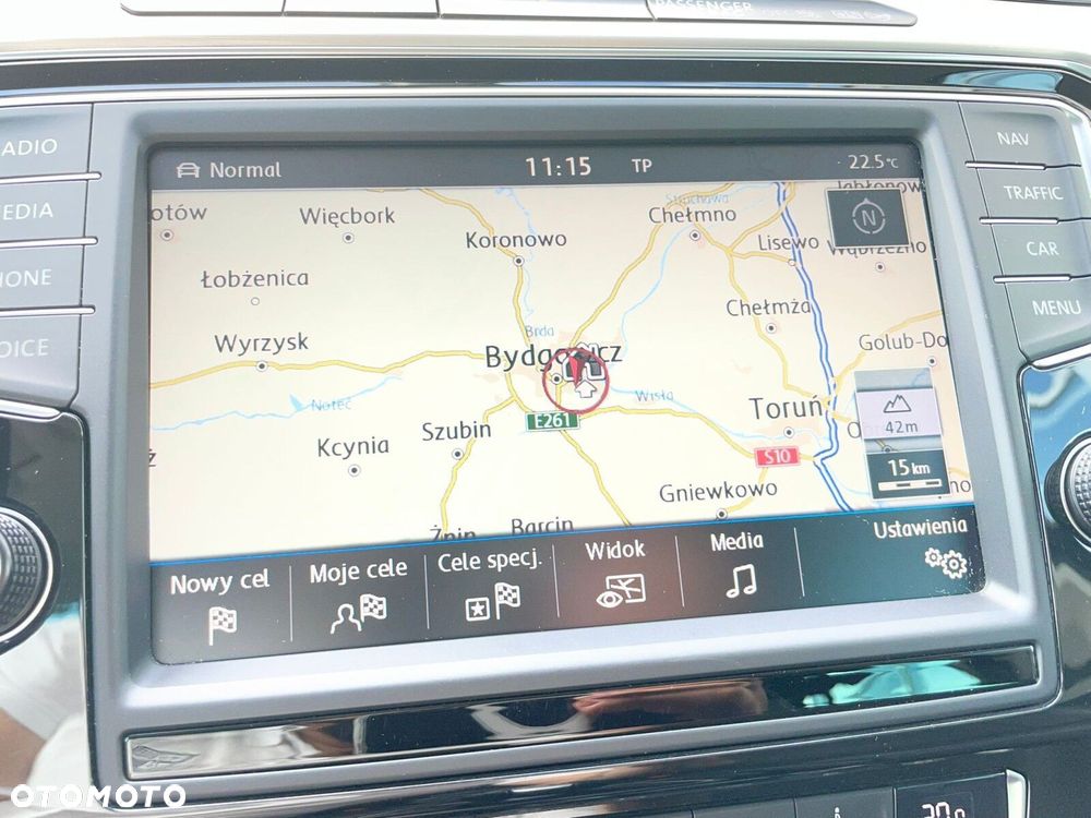 Volkswagen Passat - 29