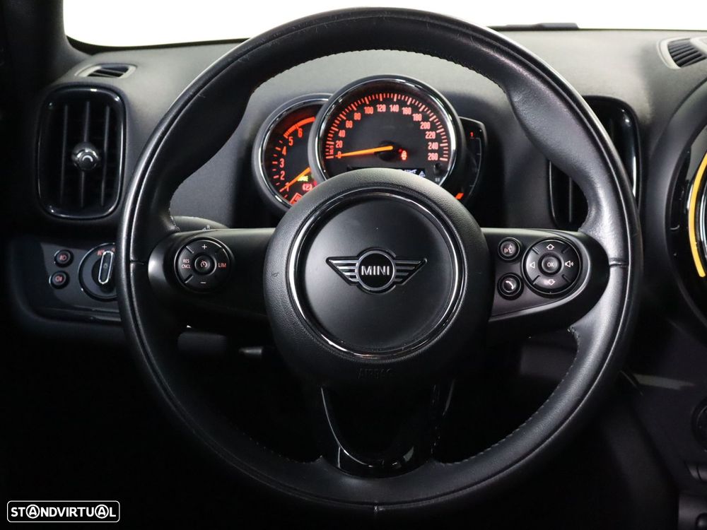 MINI Countryman One D Auto - 8