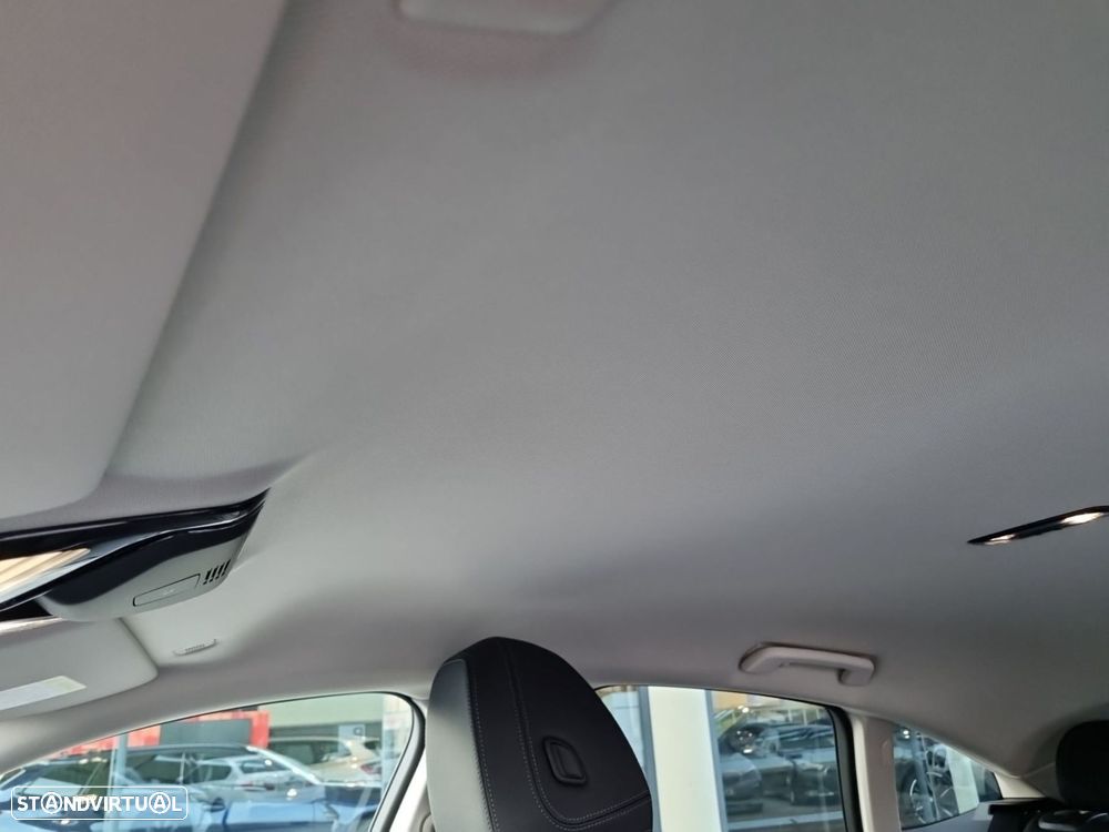 BMW i4 eDrive40 - 16