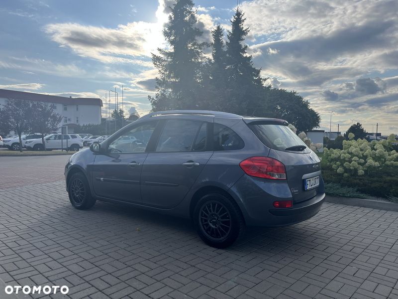 Renault Clio 1.2 TCE Expression - 11