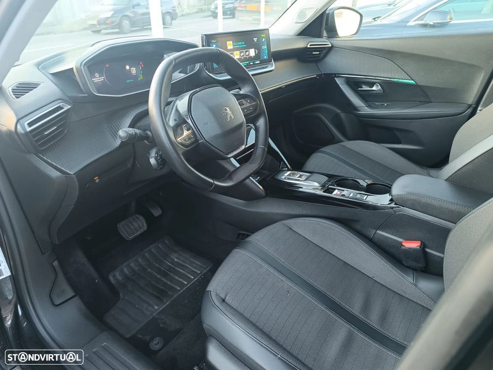 Peugeot e-2008 Allure Pack - 10