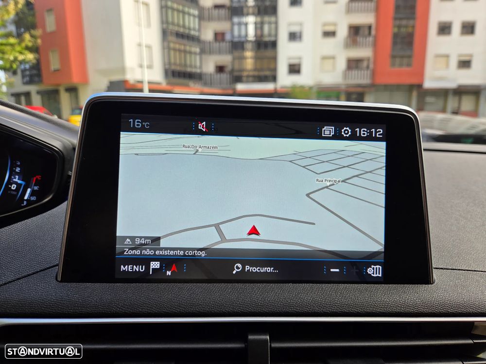 Peugeot 3008 PureTech 130 Stop & Start GPF EAT8 Allure - 37