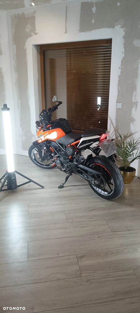 KTM Duke 125 - 7