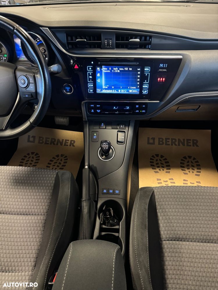 Toyota Auris 1.8 VVT-i Hybrid Automatik Touring Sports Team Deutschland - 23