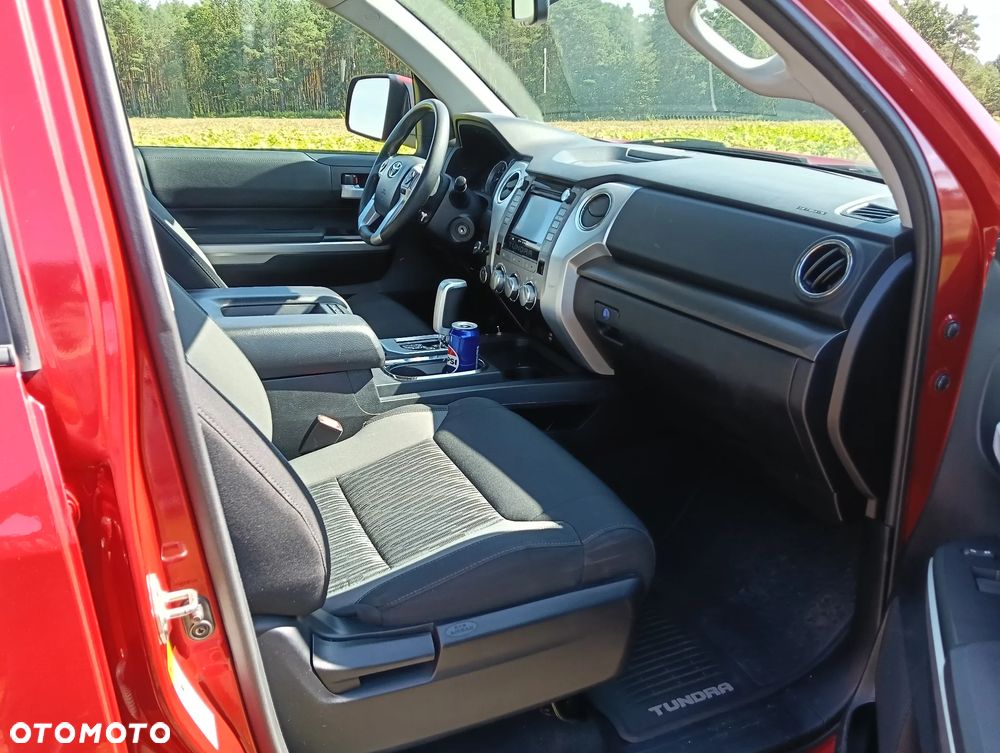 Toyota Tundra 5.7 4x4 Double Cab SR5 - 30