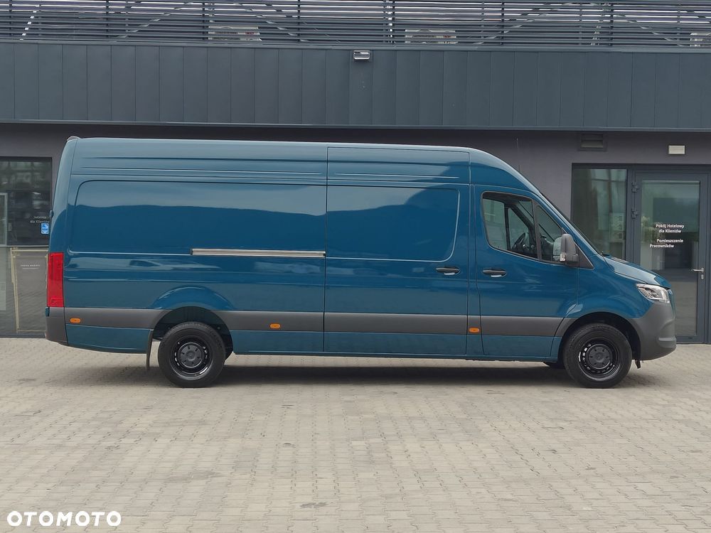 Mercedes-Benz Sprinter - 8