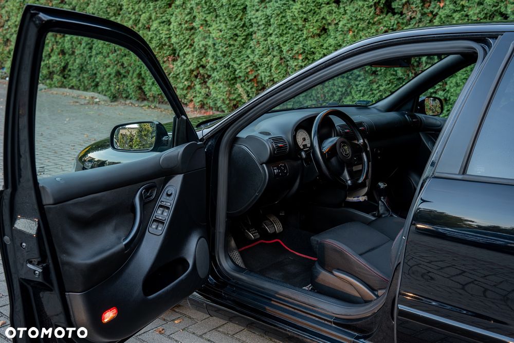 Seat Leon 1.8T Cupra R - 14