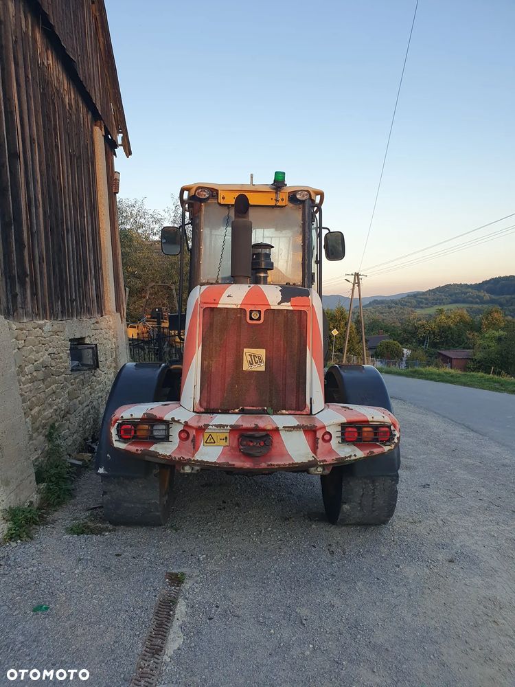 JCB - 11