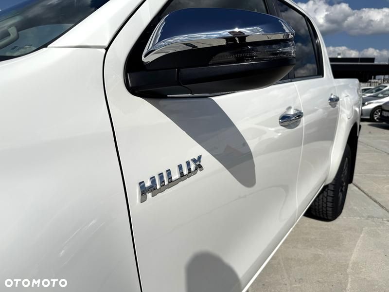 Toyota Hilux - 11