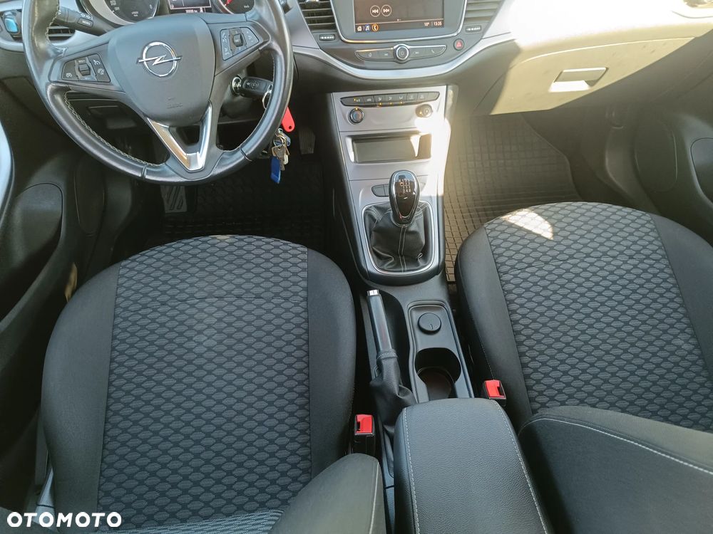 Opel Astra 1.2 T Business Elegance S&S - 36