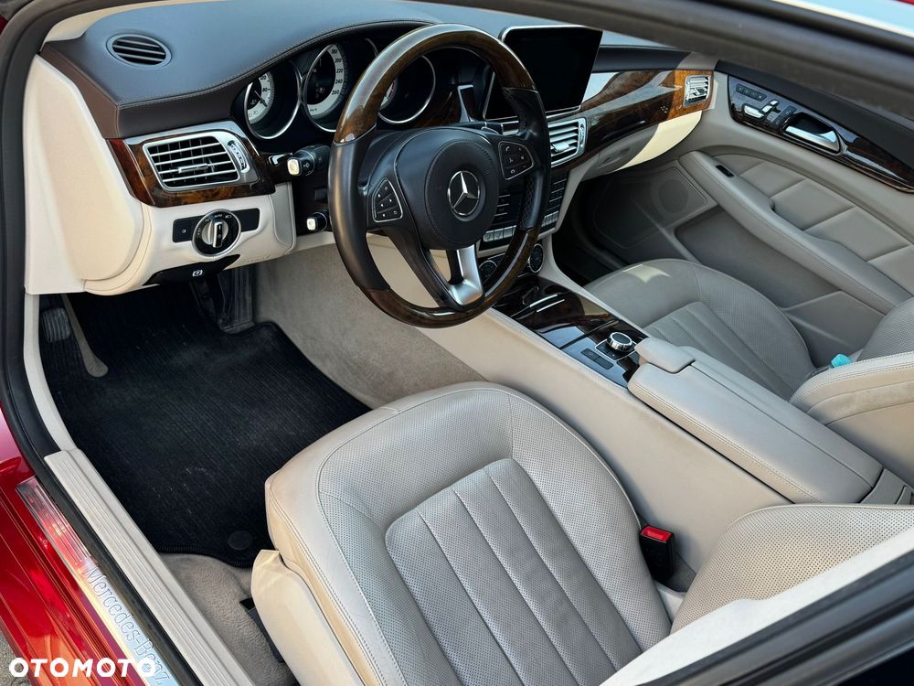 Mercedes-Benz CLS - 14