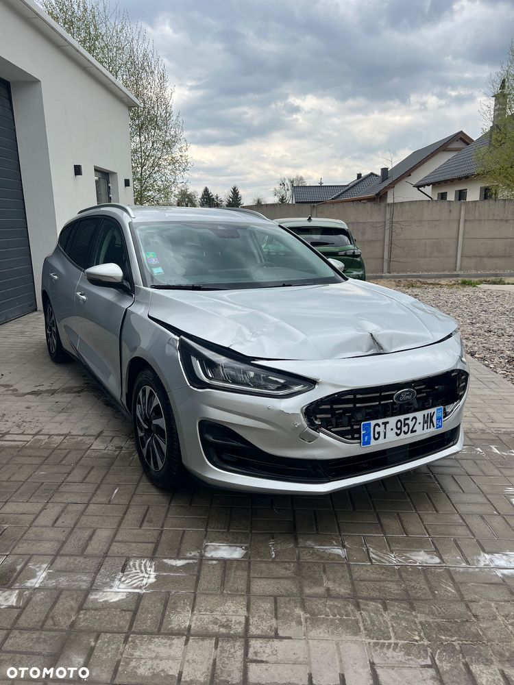 Ford Focus SW 1.0 EcoBoost Hybrid ACTIVE STYLE - 3