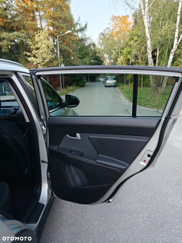 Kia Sportage 2.0 CRDI XL 2WD - 11