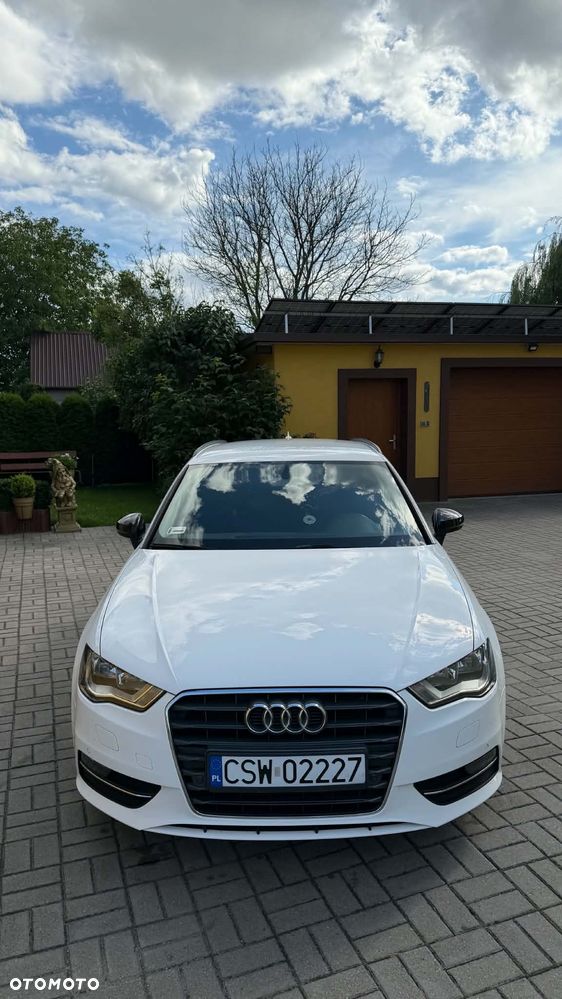 Audi A3 Sportback - 3