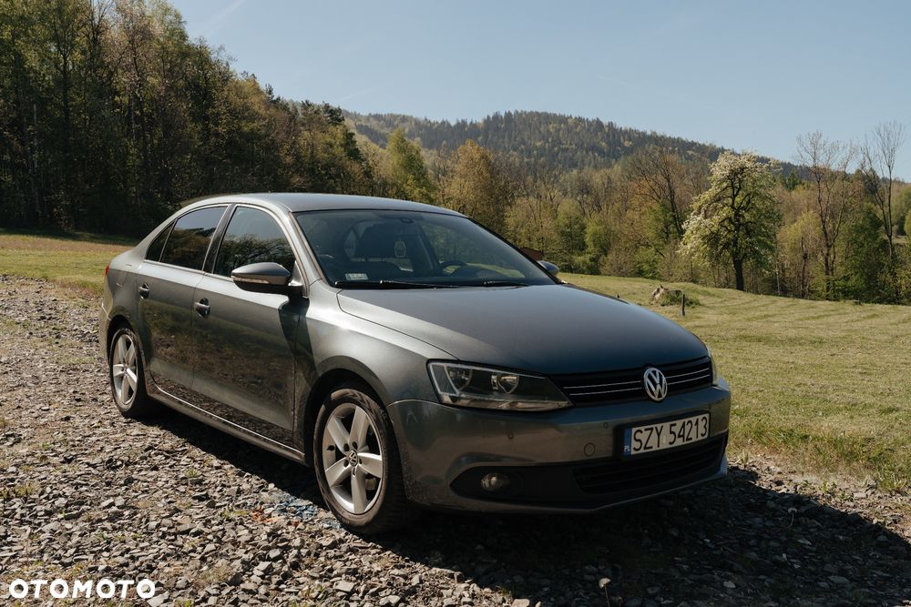 Volkswagen Jetta 1.6 TDI BMT Comfortline - 1