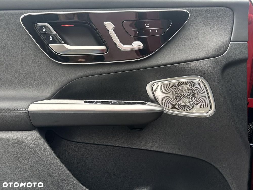 Mercedes-Benz GLC - 12