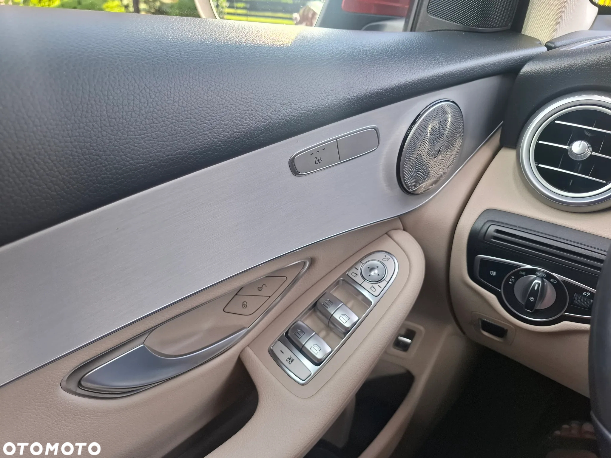 Mercedes-Benz GLC 200 d 4-Matic Business Edition - 36