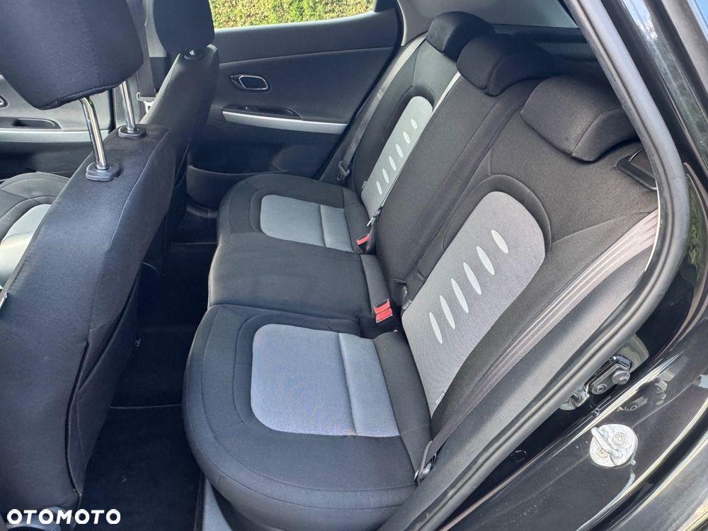 Kia Ceed 1.4 CRDi 90 ISG Spirit - 16