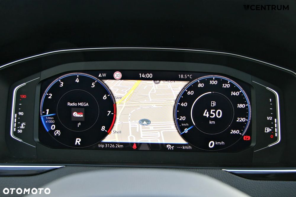 Volkswagen Passat Variant 2.0 TSI Business DSG - 16