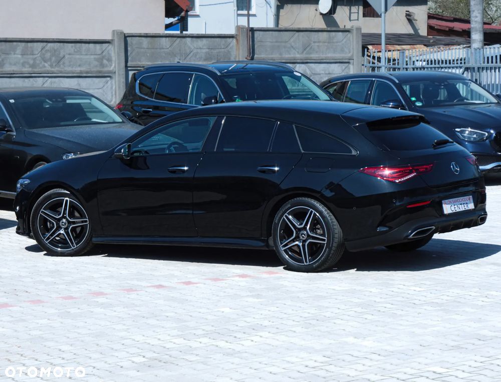 Mercedes-Benz CLA 180 7G-DCT AMG Line - 30