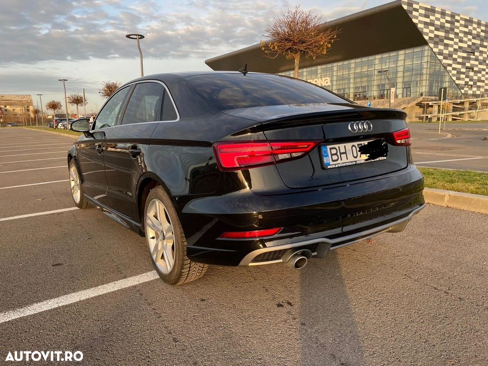 Audi A3 1.6 TDI ack S tronic sport - 1