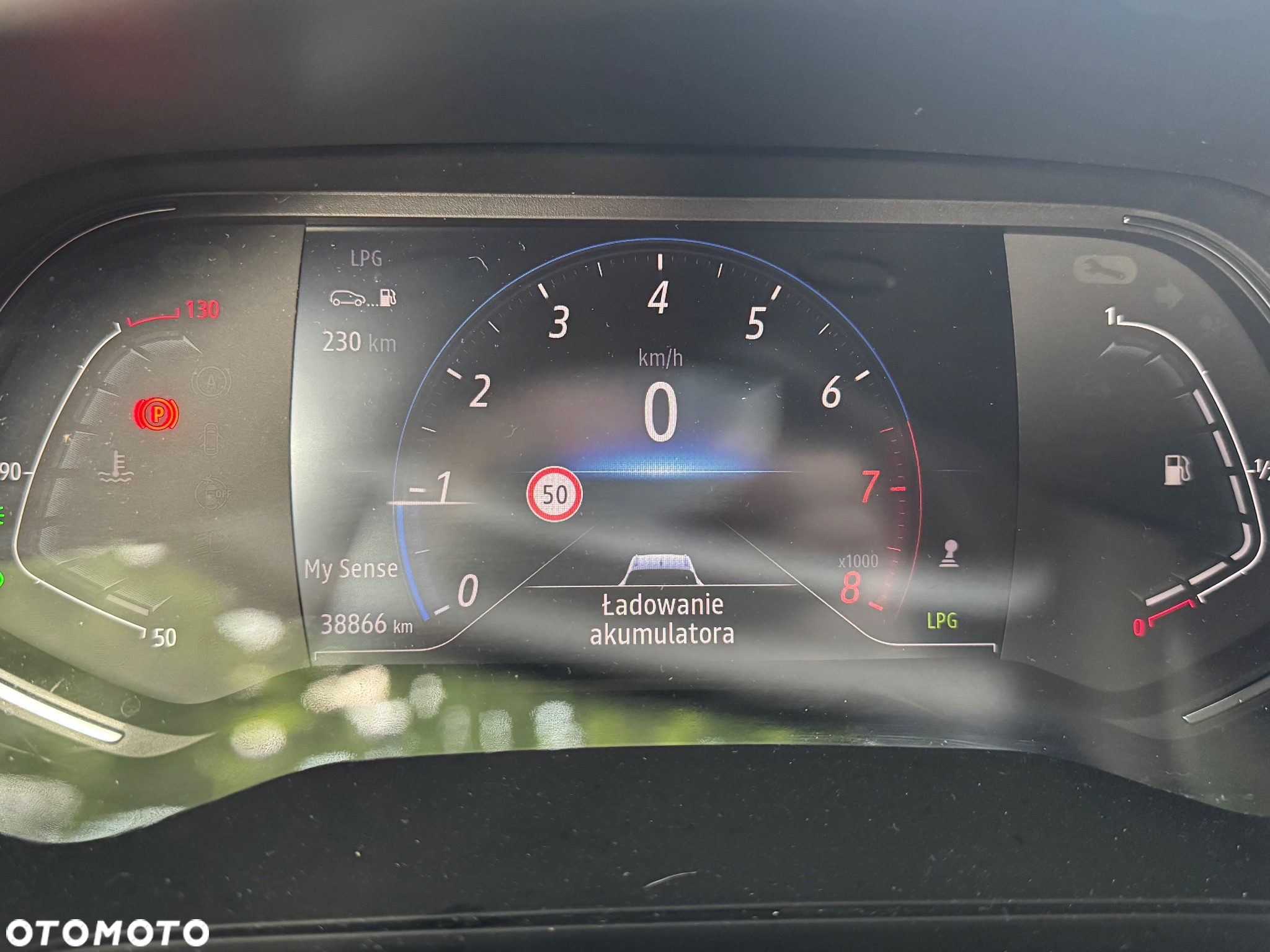 Renault Captur - 16