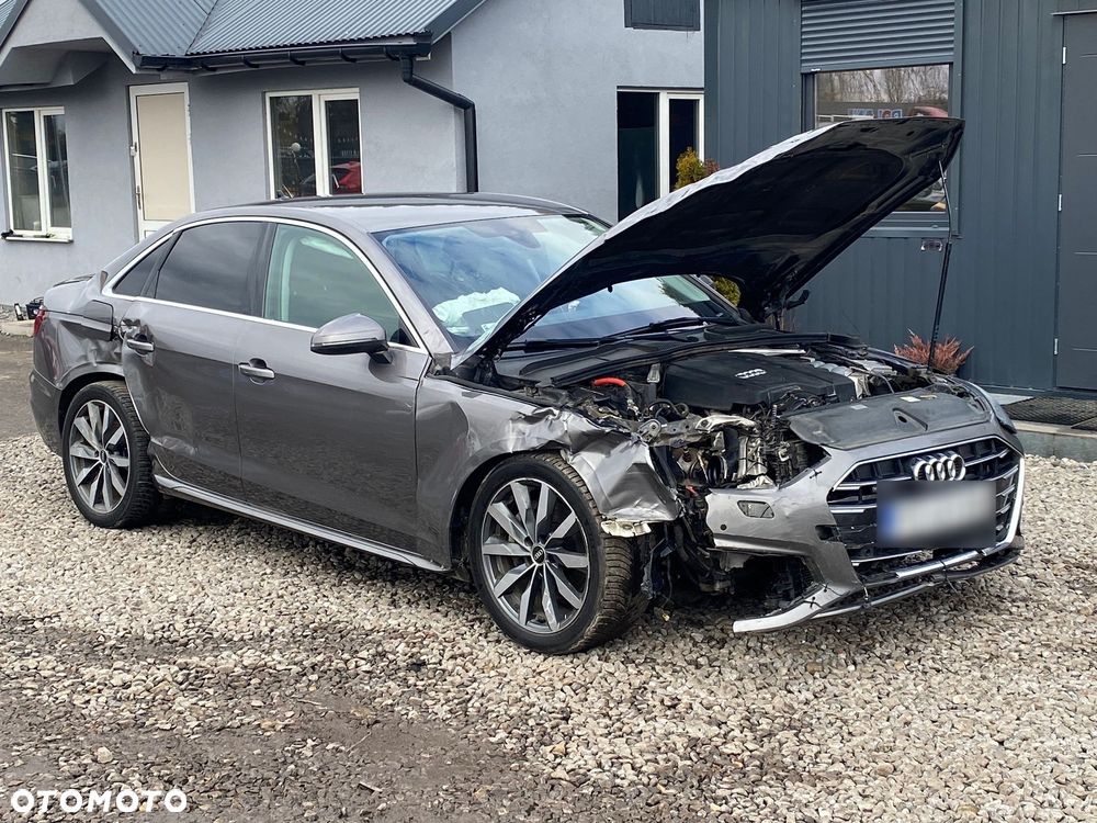 Audi A4 Limousine - 13