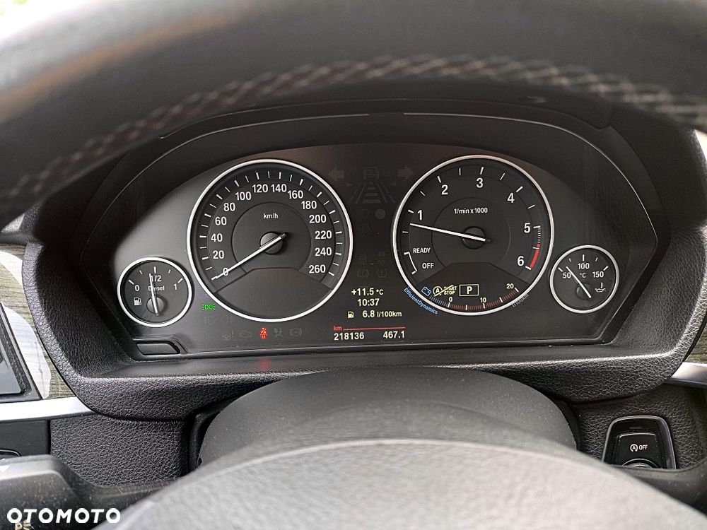 BMW Seria 3 330d Luxury Line - 29