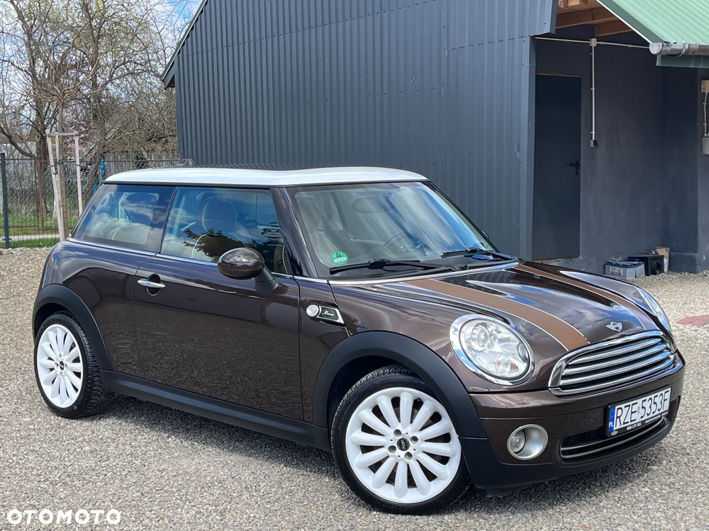 MINI Cooper 50 Mayfair - 3