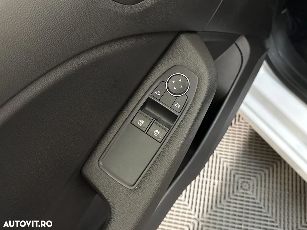 Renault Clio - 14