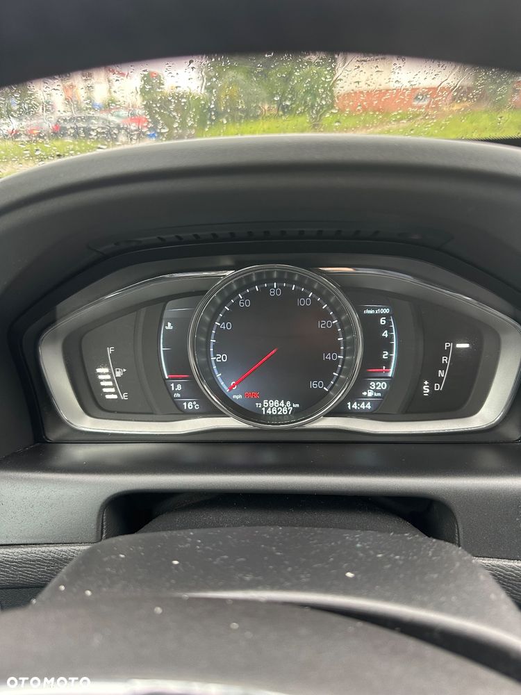 Volvo XC 60 T5 Geartronic Kinetic - 3