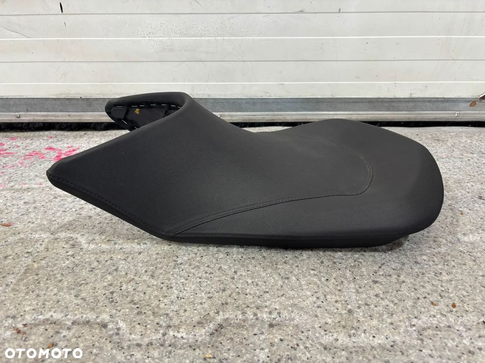 Przednie siedzenie kanapa KTM DUKE 690 (nr1438) - 4